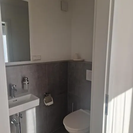 Ferienwohnung Im Weingut Kraemerhof Heuchelheim-Klingen Buitenkant foto
