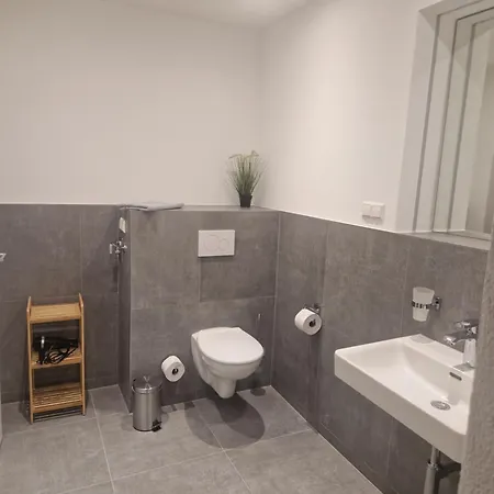 Ferienwohnung Im Weingut Kraemerhof Heuchelheim-Klingen Buitenkant foto